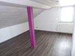 Kinderzimmer im DG - Neu modernisierte DHH in guter Lage…, mit Wintergarten und Doppelgarage in 89257 Illert.-Betlinshausen