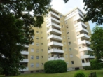 Bild 8 - „In bester Aussichtslage“- Günstiges Wohnen mit 3 Zi., sonnigem Balkon u. gr. Gemeinschaftsgarten